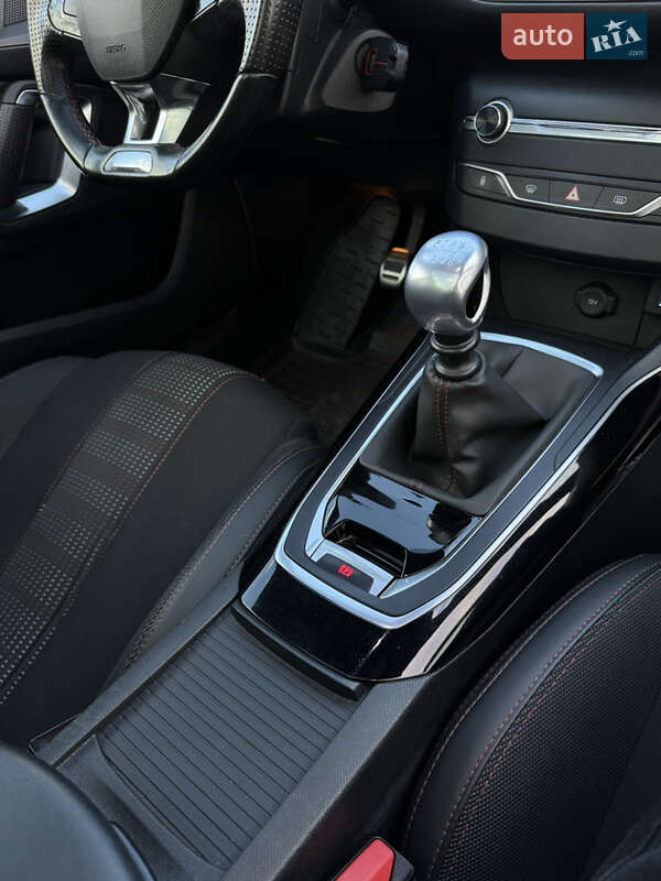 Универсал Peugeot 308 2018 в Львове