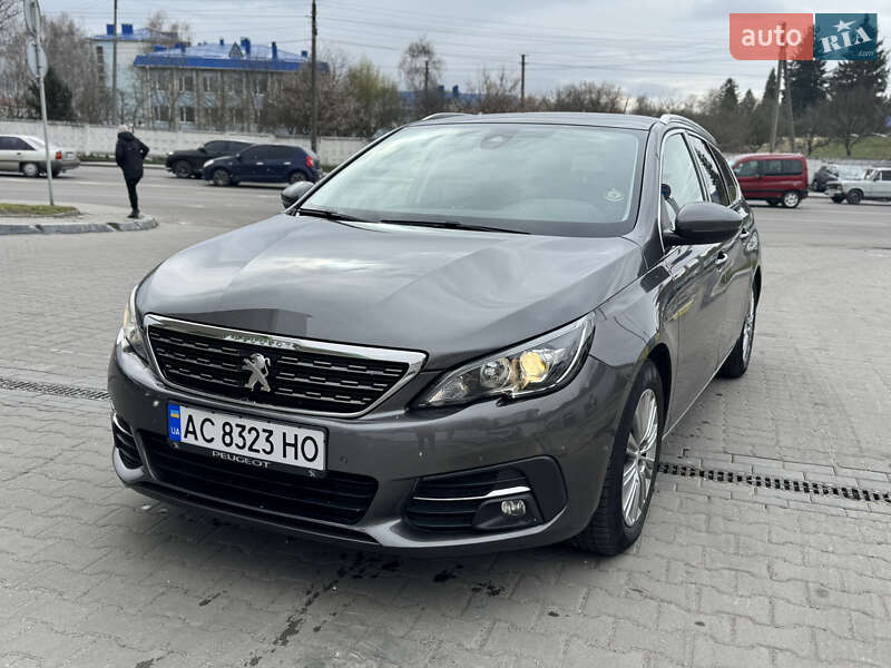 Универсал Peugeot 308 2017 в Луцке