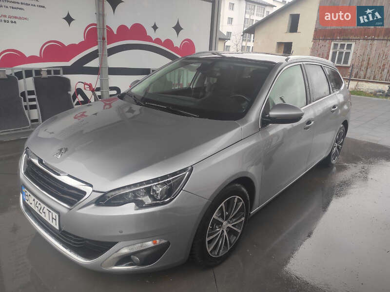 Універсал Peugeot 308 2017 в Дрогобичі