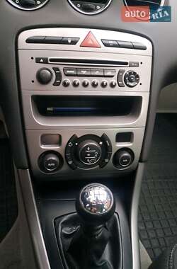 Универсал Peugeot 308 2011 в 