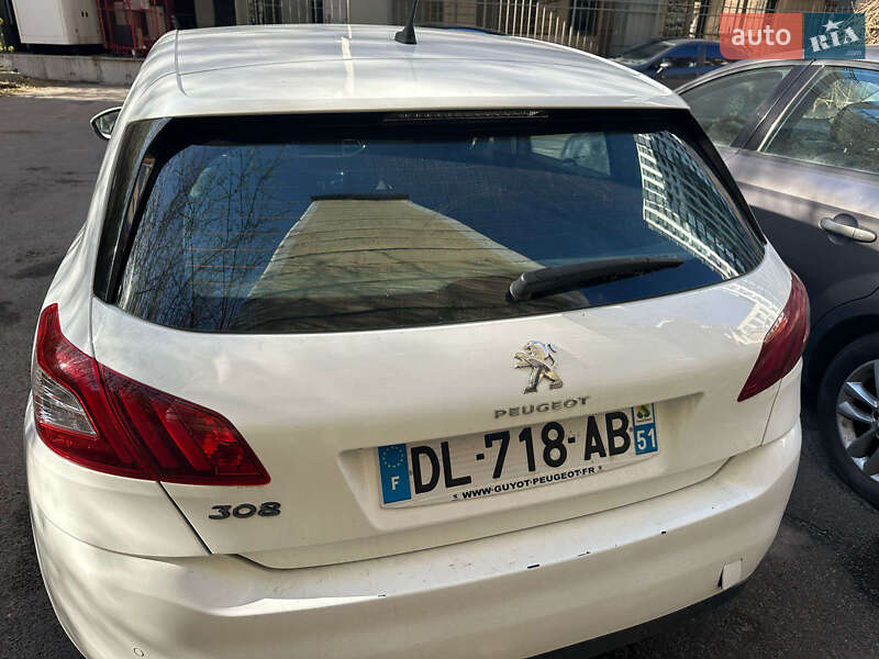 Хетчбек Peugeot 308 2014 в Житомирі