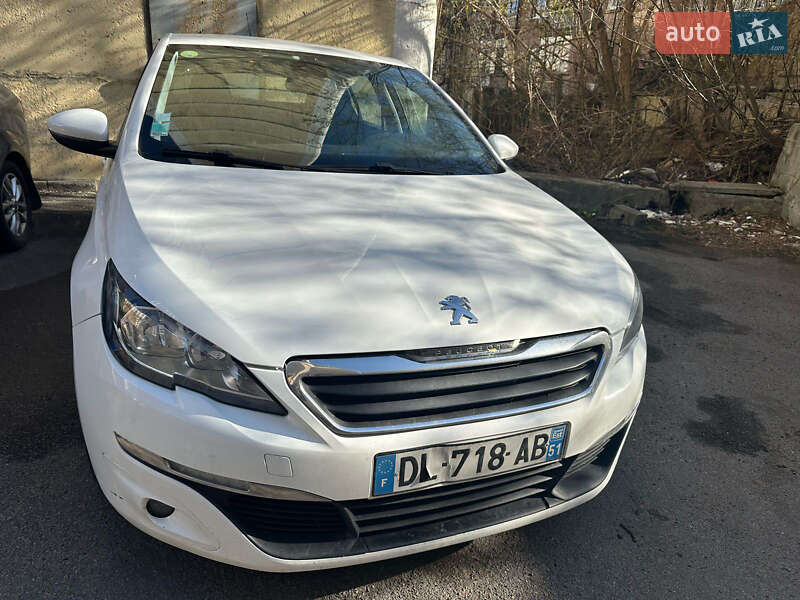 Хетчбек Peugeot 308 2014 в Житомирі