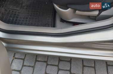Универсал Peugeot 308 2011 в 