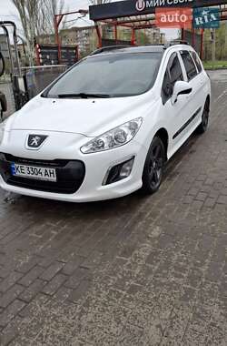 Универсал Peugeot 308 2013 в 