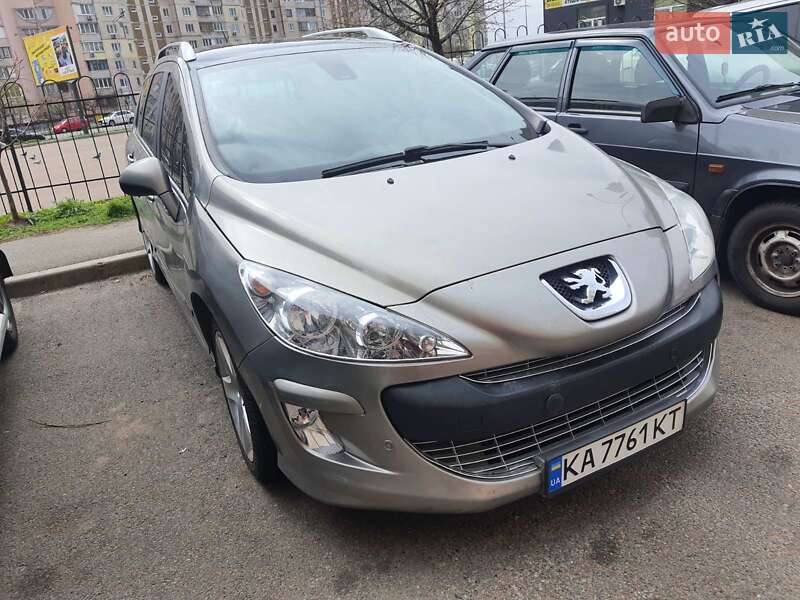 Універсал Peugeot 308 2010 в Києві