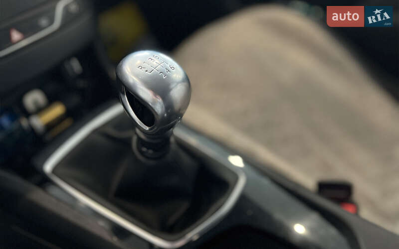 Універсал Peugeot 308 2016 в Шептицькому