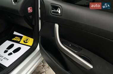 Хетчбек Peugeot 308 2013 в 
