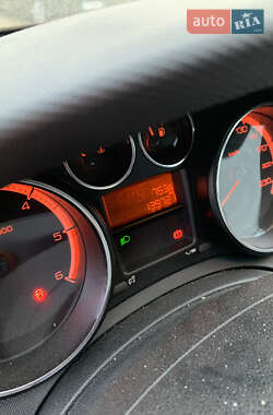 Хетчбек Peugeot 308 2011 в 
