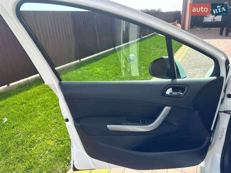 Універсал Peugeot 308 2009 в Дубні