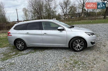 Универсал Peugeot 308 2014 в Киеве