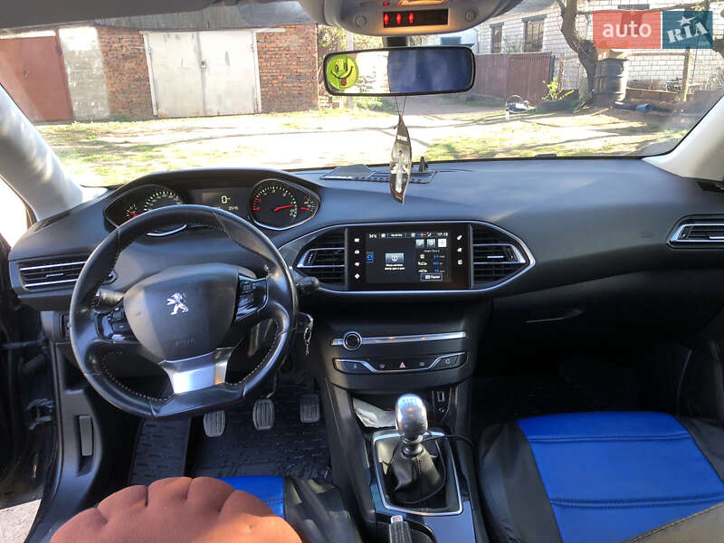 Універсал Peugeot 308 2014 в На Новій Борові