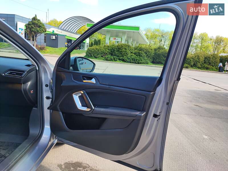 Універсал Peugeot 308 2019 в Стрию