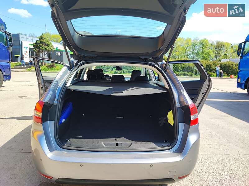 Універсал Peugeot 308 2019 в Стрию