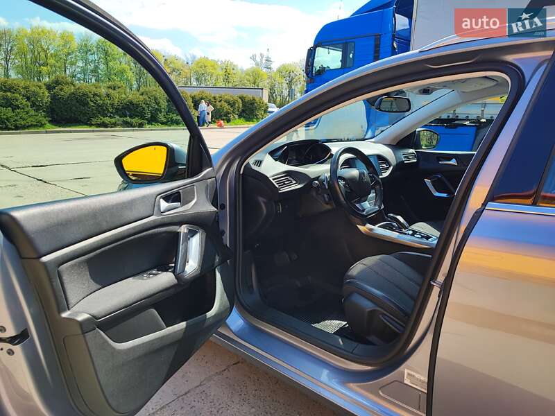 Універсал Peugeot 308 2019 в Стрию