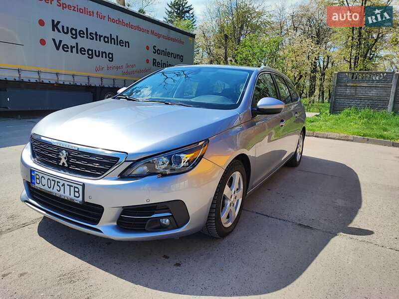 Універсал Peugeot 308 2019 в Стрию