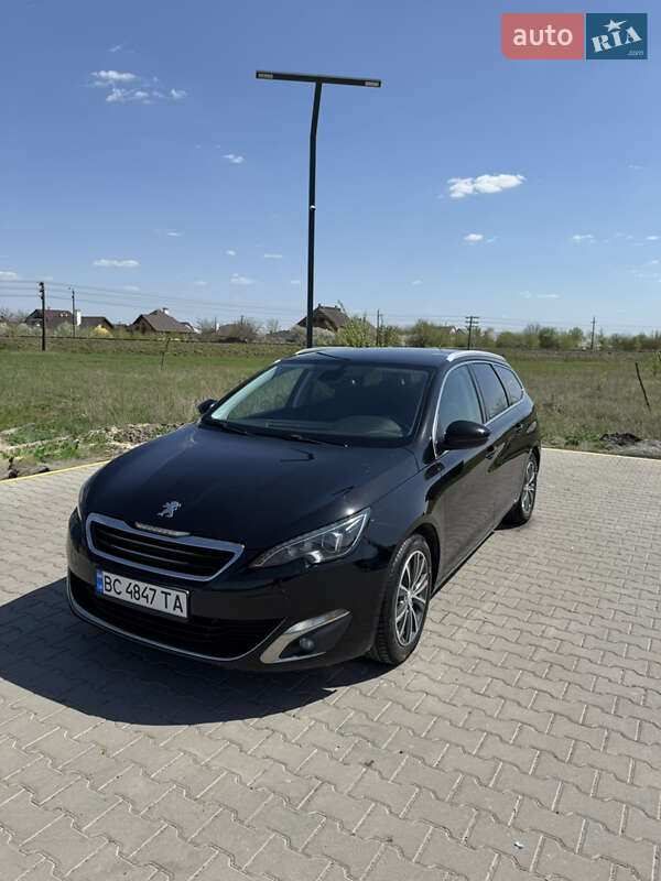 Універсал Peugeot 308 2017 в Радехові