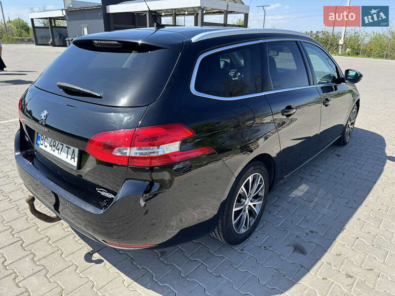 Універсал Peugeot 308 2017 в Радехові