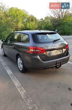 Универсал Peugeot 308 2017 в 