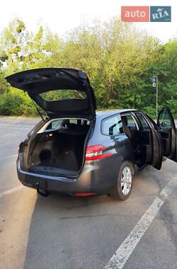 Универсал Peugeot 308 2017 в 