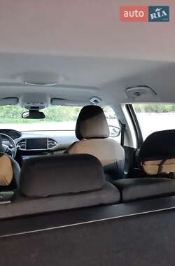 Универсал Peugeot 308 2017 в 