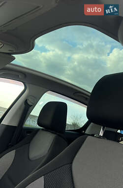 Хэтчбек Peugeot 308 2012 в 
