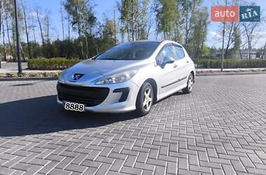 Хэтчбек Peugeot 308 2010 в 