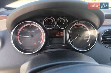 Хэтчбек Peugeot 308 2010 в 
