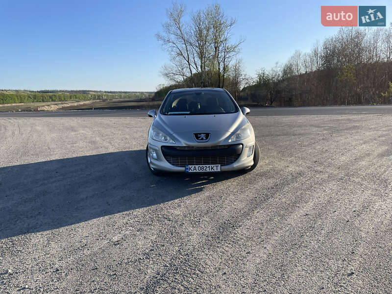 Хэтчбек Peugeot 308 2010 в Харькове