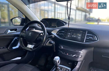 Универсал Peugeot 308 2015 в 
