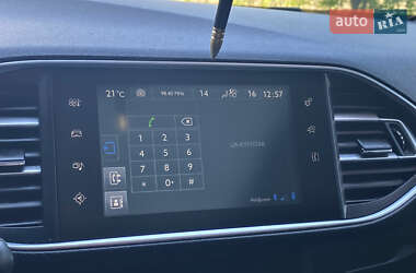 Универсал Peugeot 308 2015 в 