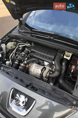 Універсал Peugeot 308 2009 в 