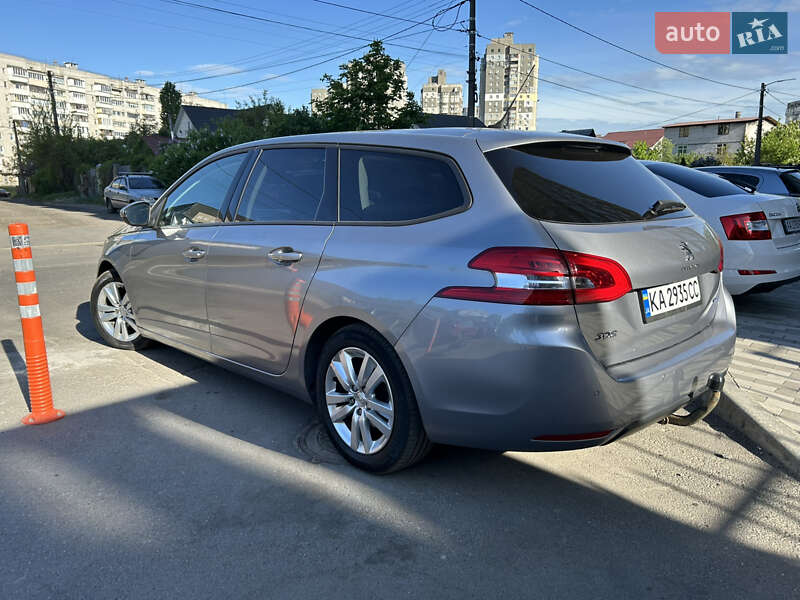 Универсал Peugeot 308 2015 в Киеве