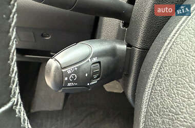Хэтчбек Peugeot 308 2009 в 