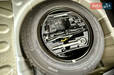 Хэтчбек Peugeot 308 2009 в 