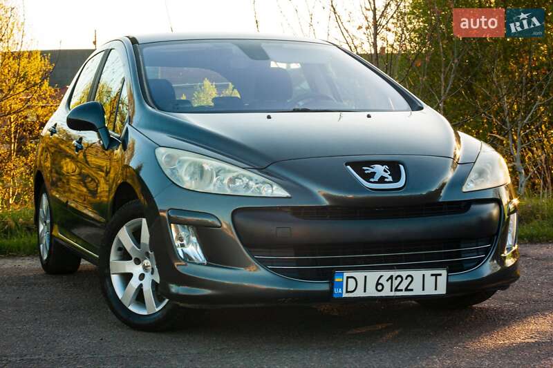 Хэтчбек Peugeot 308 2007 в Костополе