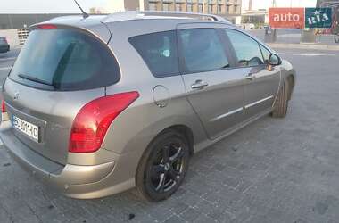 Универсал Peugeot 308 2011 в 