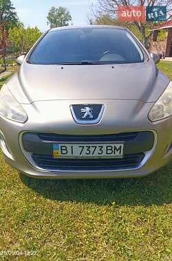 Хетчбек Peugeot 308 2012 в Полтаві