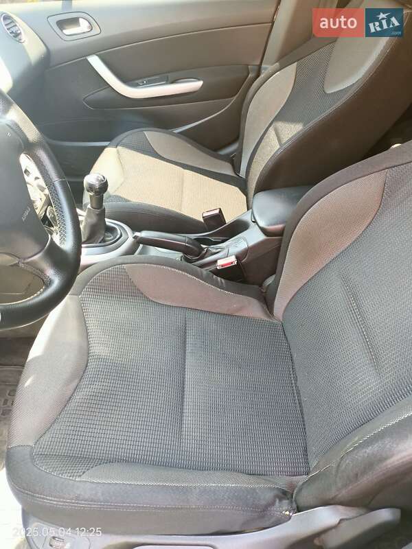 Хэтчбек Peugeot 308 2012 в Полтаве