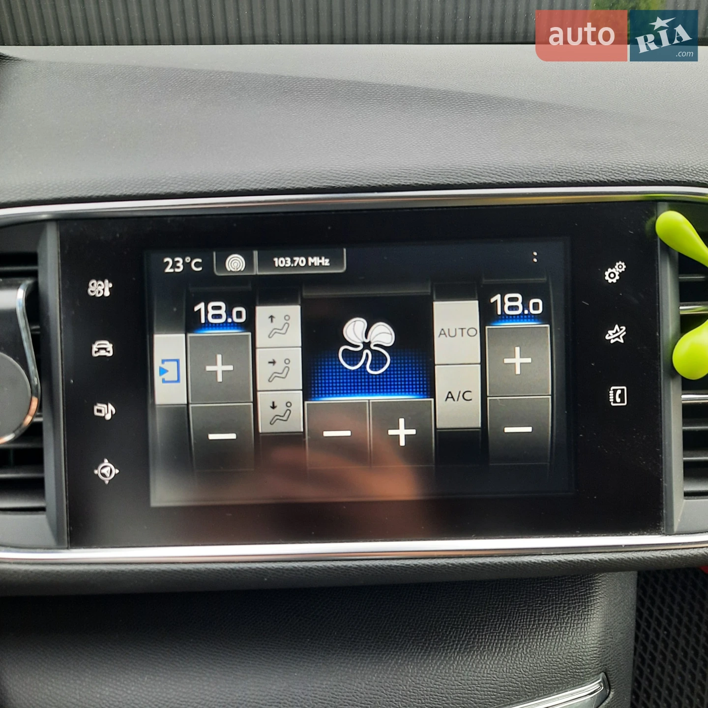 2014 Peugeot 308 - мініатюра 17