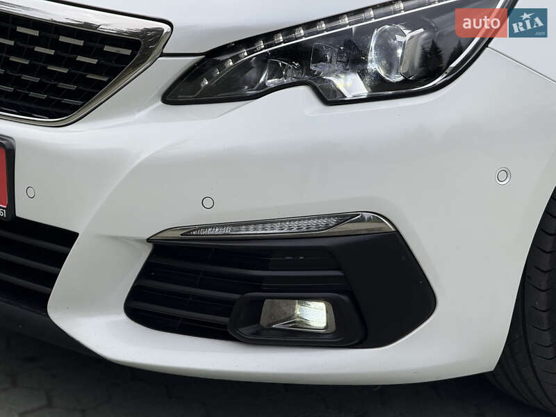 Универсал Peugeot 308 2018 в Дубно