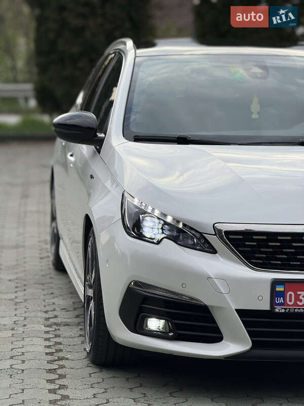 Универсал Peugeot 308 2018 в Дубно