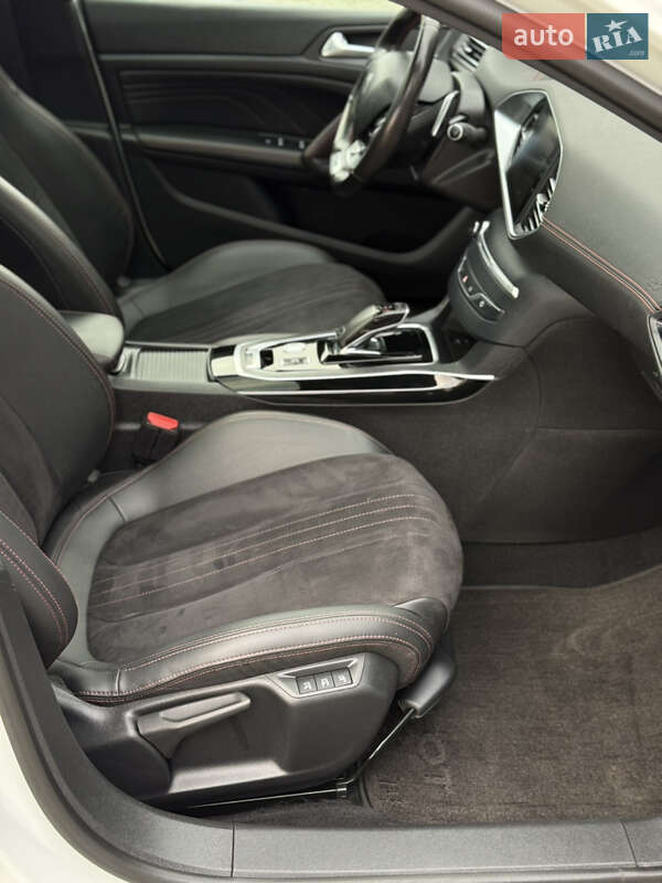 Универсал Peugeot 308 2018 в Дубно