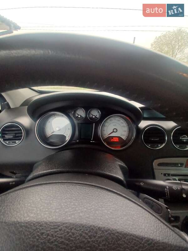 Хэтчбек Peugeot 308 2009 в Малине