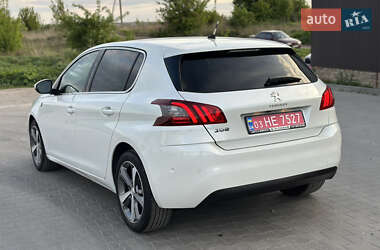 Хэтчбек Peugeot 308 2018 в 