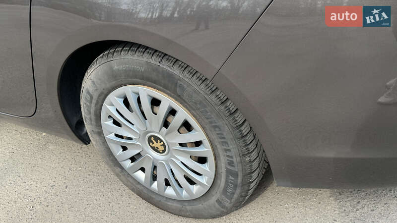 Универсал Peugeot 308 2015 в Староконстантинове фото 14 Универсал Peugeot 308 2015 в Староконстантинове
