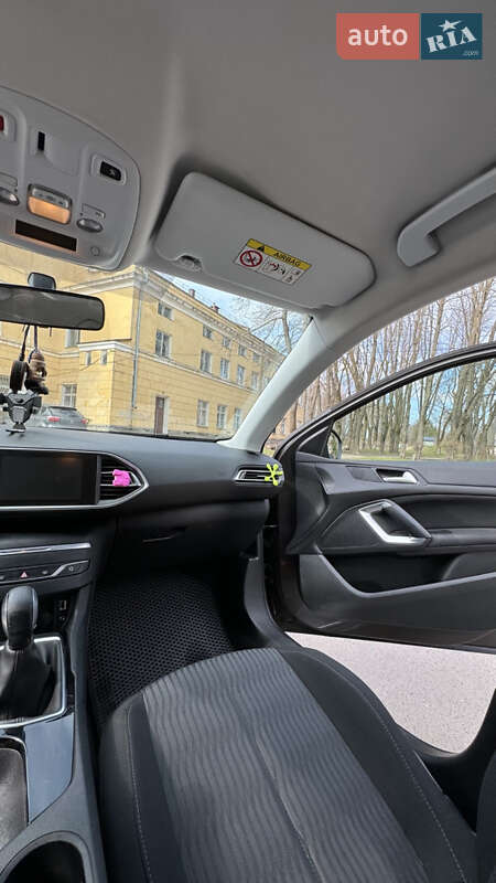 Универсал Peugeot 308 2015 в Староконстантинове фото 26 Универсал Peugeot 308 2015 в Староконстантинове