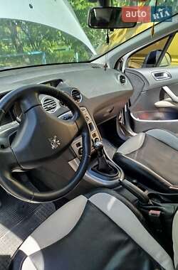 Хэтчбек Peugeot 308 2008 в 