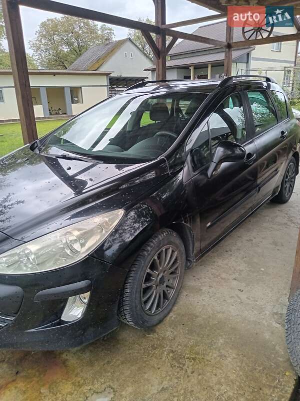 Универсал Peugeot 308 2008 в Бедевле