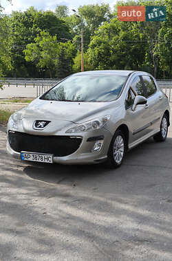 Хэтчбек Peugeot 308 2008 в Днепре