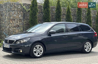 Универсал Peugeot 308 2020 в 